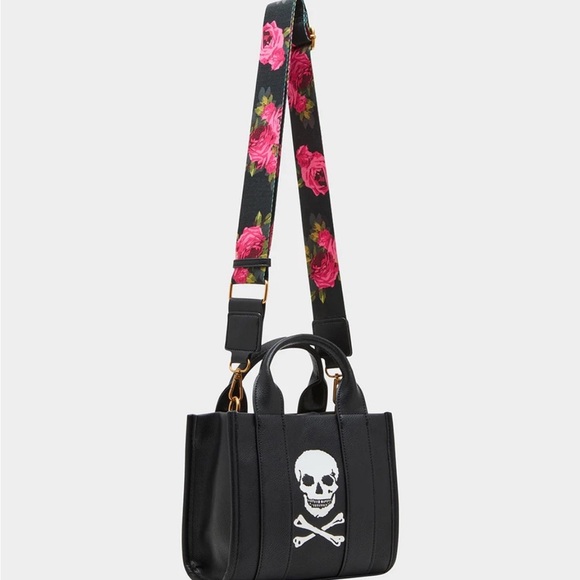 Betsey Johnson Deboss Small Skull & Crossbones Tote Bag Crossbody - Picture 3 of 3